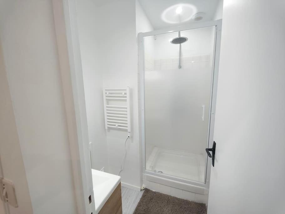 Appartement Doris 2 à Châteaudun Extérieur photo