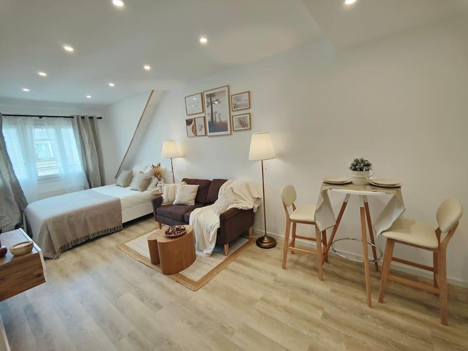 Appartement Doris 2 à Châteaudun Extérieur photo
